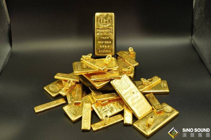俄烏戰爭刺激金價！臺灣拍賣“紅富海”吸金案1公斤金塊 大量黃金與飾品競標爆棚