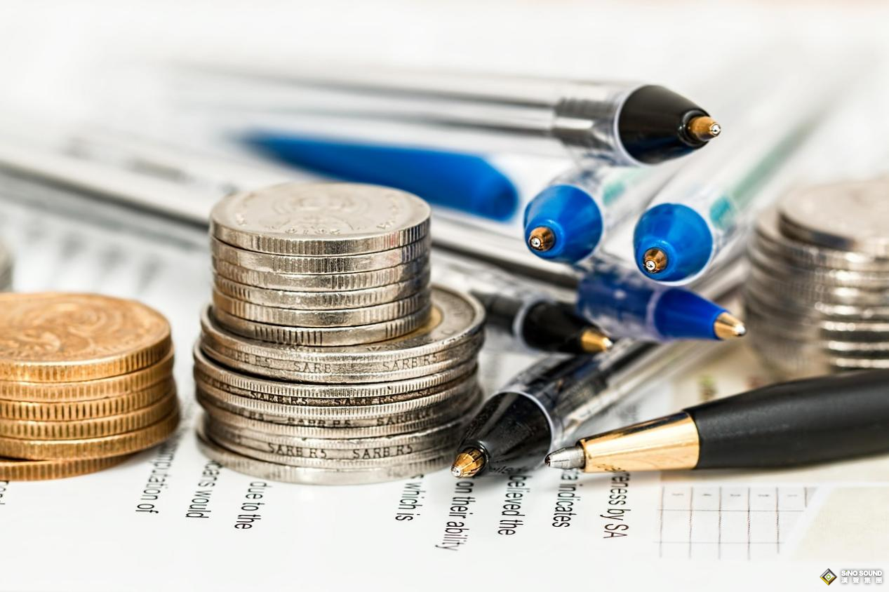 炒白銀和炒黃金哪個好？