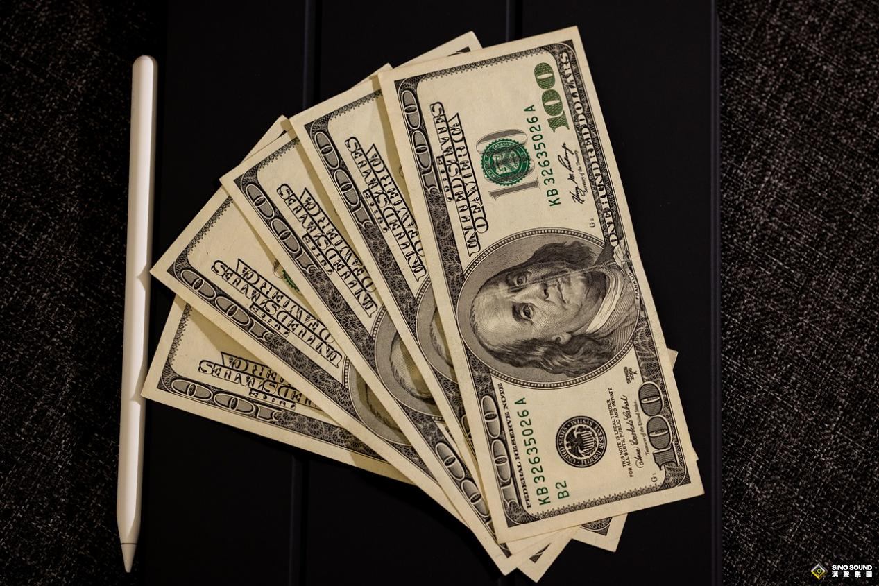 1手伦敦金上涨1点可赚多少钱 ？
